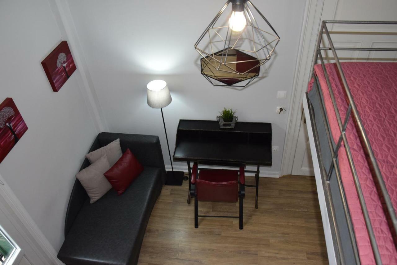 Apartment Megaron11